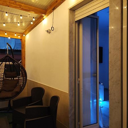Da Tonino Luxury Apartments نابولي المظهر الخارجي الصورة