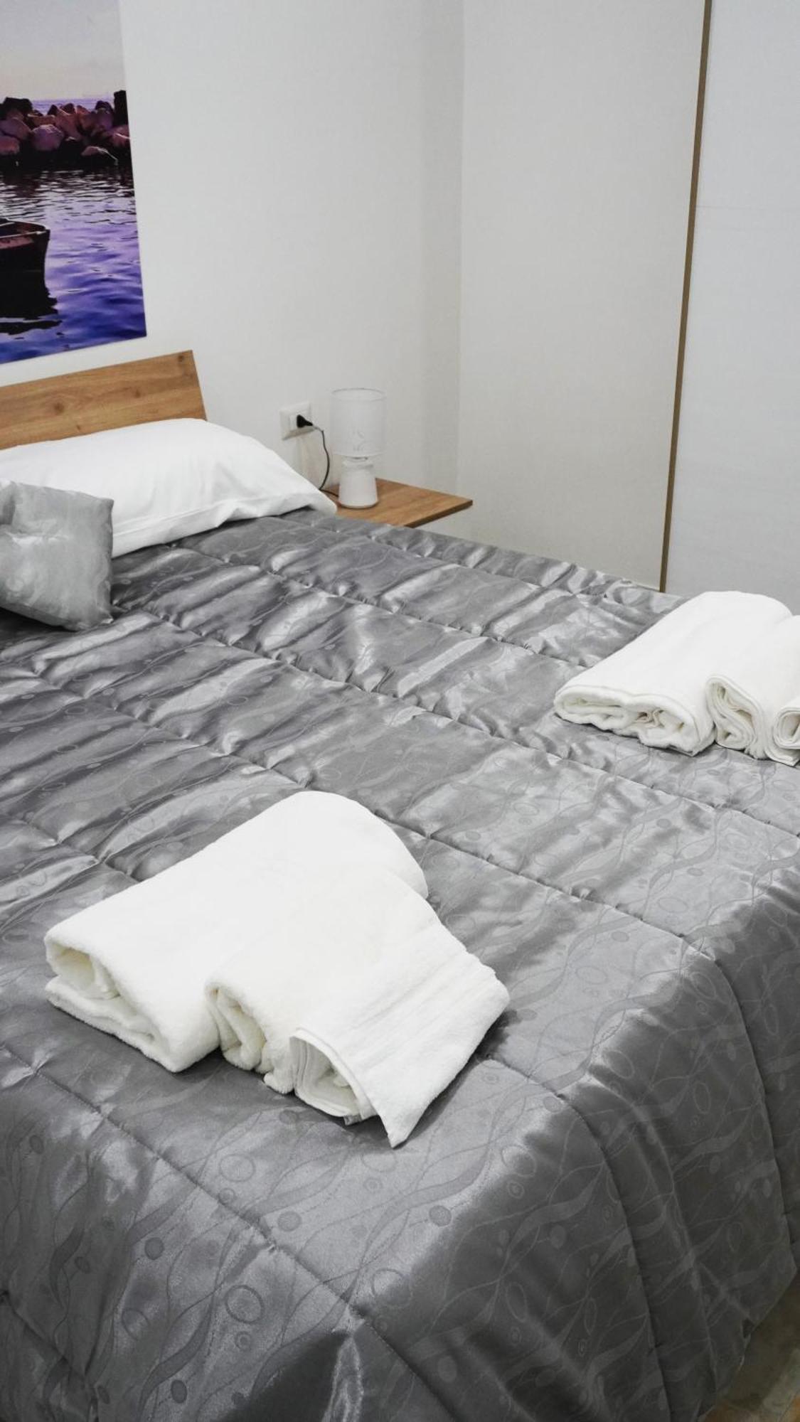 Da Tonino Luxury Apartments نابولي المظهر الخارجي الصورة