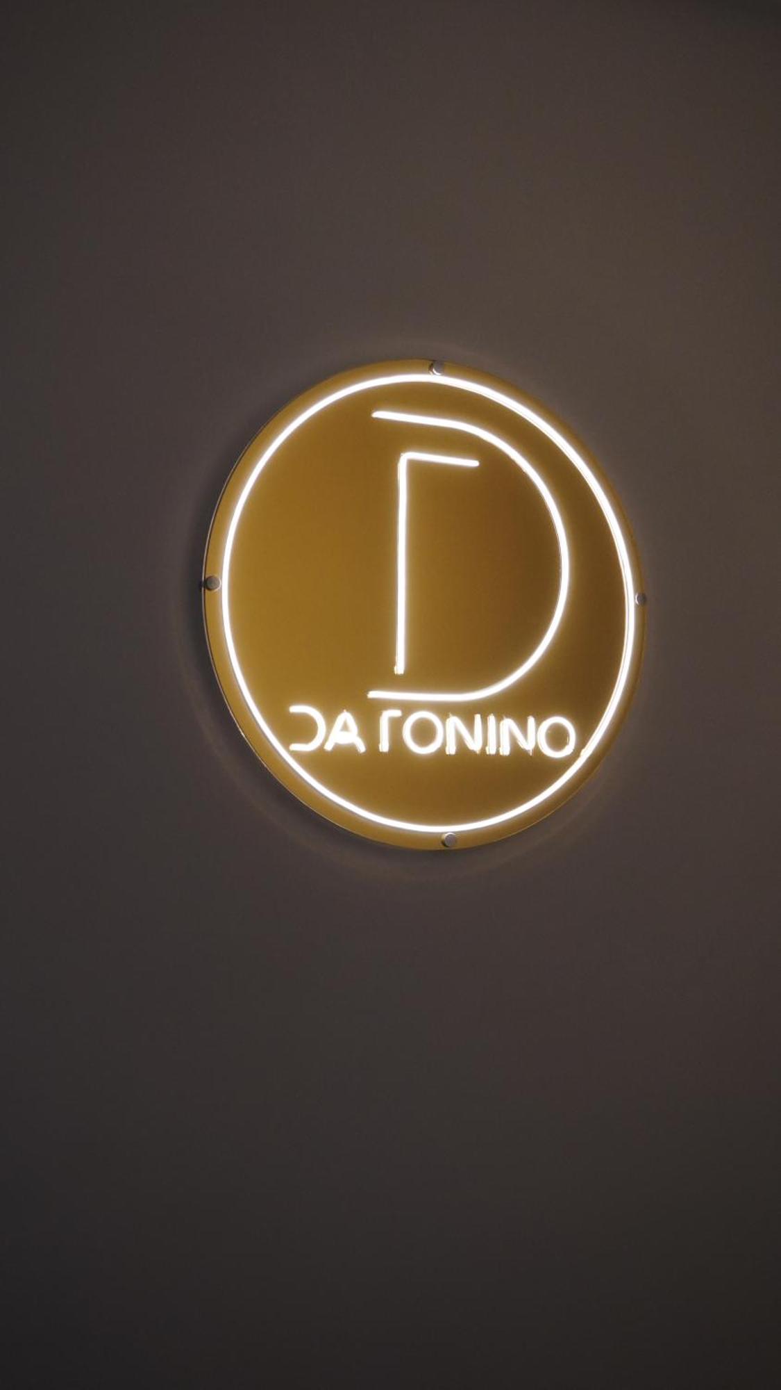 Da Tonino Luxury Apartments نابولي المظهر الخارجي الصورة